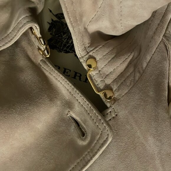 *SOLD*NEW Burberry Runway Suede Trench - Picture 13 of 16